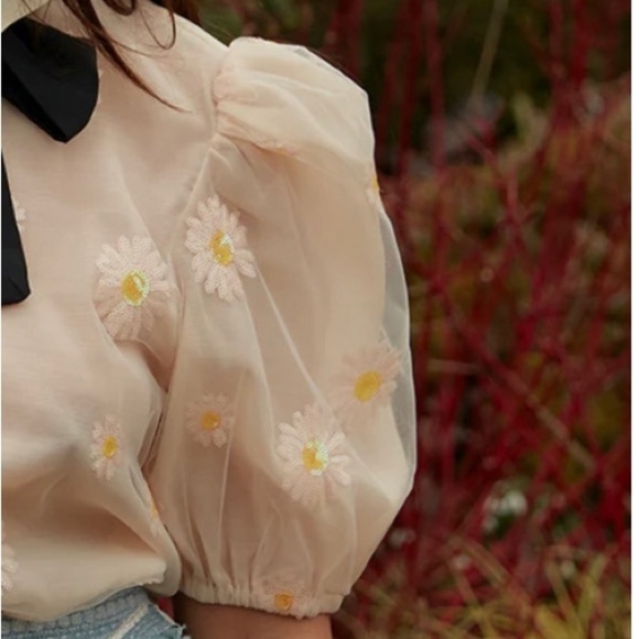 NWT BeeBotanical 2022 Collection Sister Jane top - Picture 4 of 6